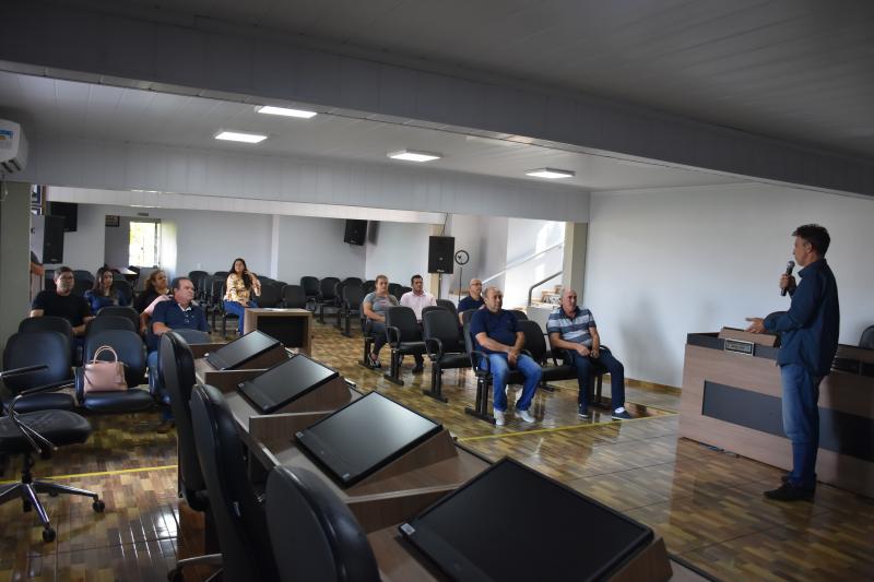 Prefeitura realiza audiência pública sobre ICMS Ecológico na câmara municipal